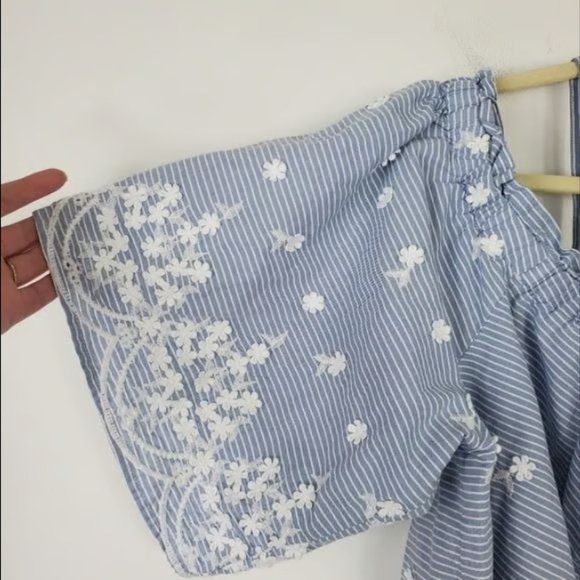 Accessories - A New Day Off Shoulder Embroidered Top Womens Size 4X Blue & White Stripe Blouse